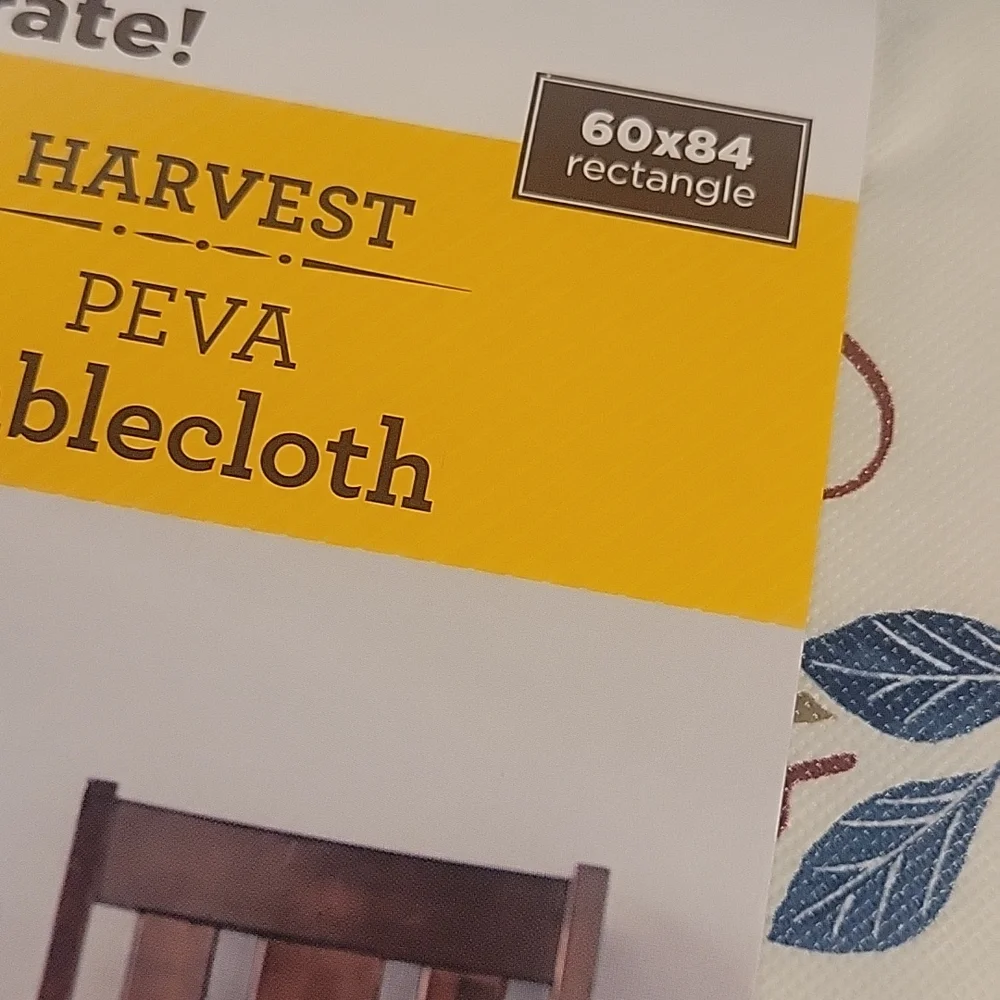 NEW Way To Celebrate Harvest Wreaths & Florals Tablecloth